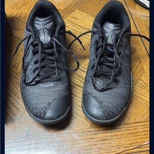 Nike Men's Black Kobe’s mamba rage